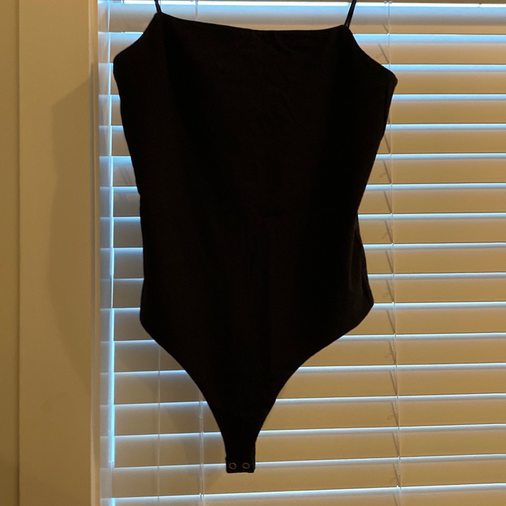 BNWOT banana republic body suit black - cotton modal spandex size M